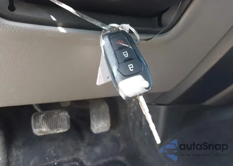 2017 Ford F-150 Xl z USA, uszkodzony, nr VIN 1FTMF1CP0HKD67320